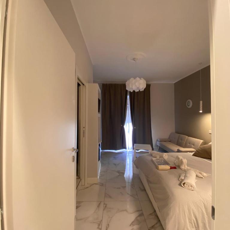 LA DIMORA DI MARTI " Museo Dante "in Centro ELEGANTE E CONFORTEVOLE - Camera Tripla Deluxe - 5