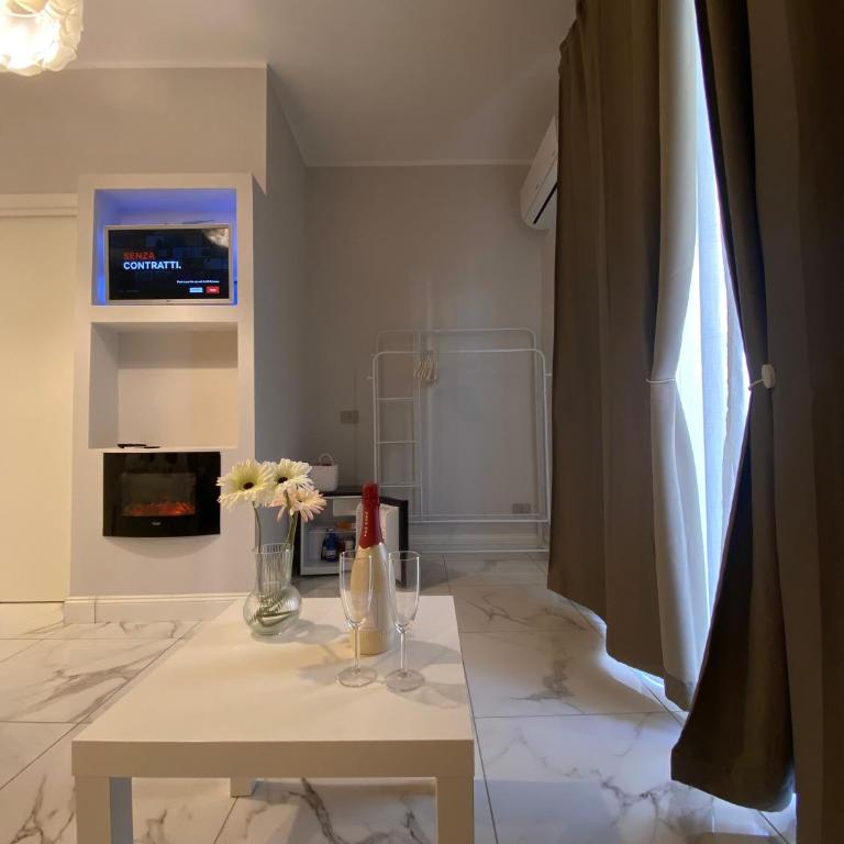 LA DIMORA DI MARTI " Museo Dante "in Centro ELEGANTE E CONFORTEVOLE - Camera Tripla Deluxe - 14