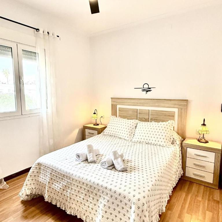Los 3 hermanos by Staycare - Apartment - 11