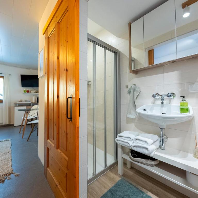 Haus Frey - Deluxe Studio mit Kingsize-Bett - 3