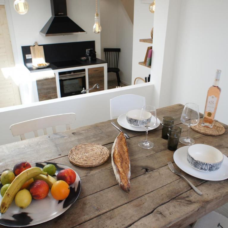 Ze Perfect Place - Vieux Nice - Exceptionnel Appartement - Calme et Terrasse avec vues - Apartment-no lift-5th floor - 56