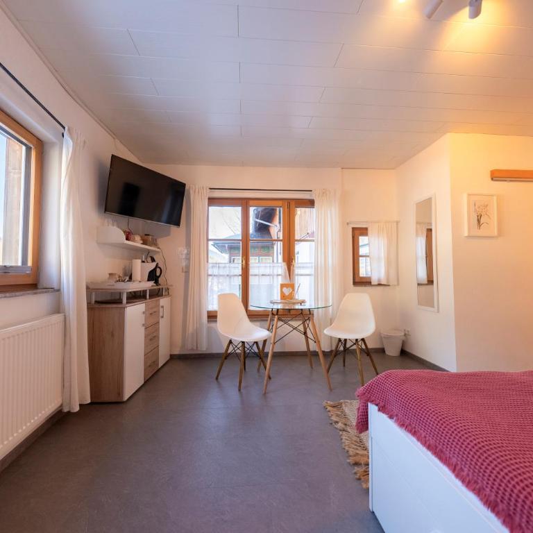 Haus Frey - Deluxe Studio mit Kingsize-Bett - 4