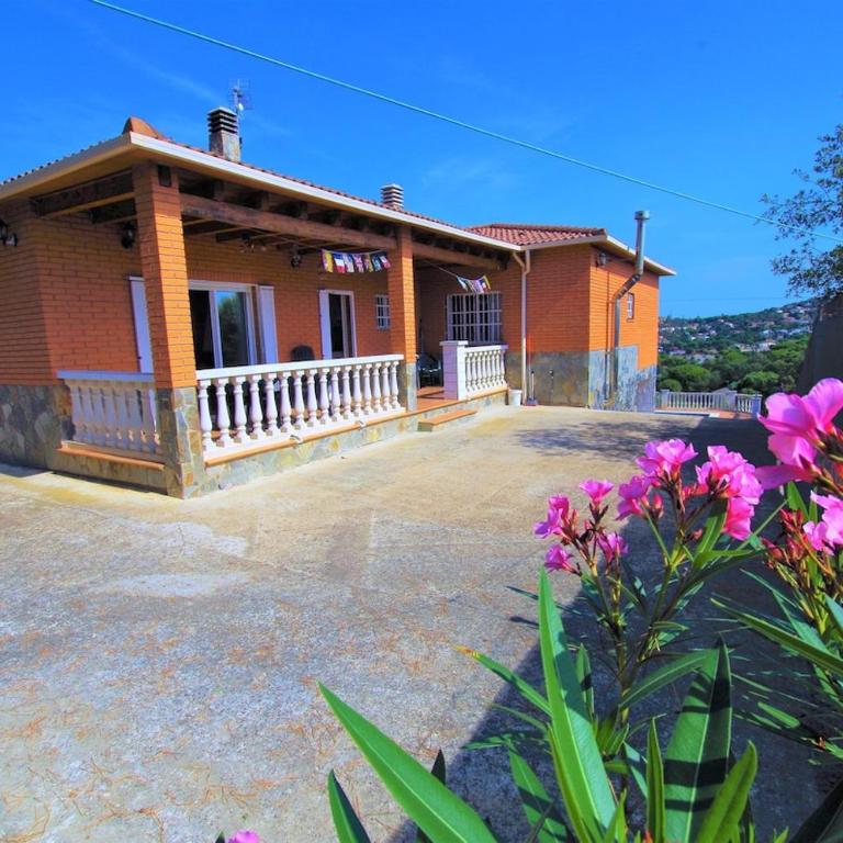 V&V LLORET- Villa Sol - Casa de 4 dormitorios - 45