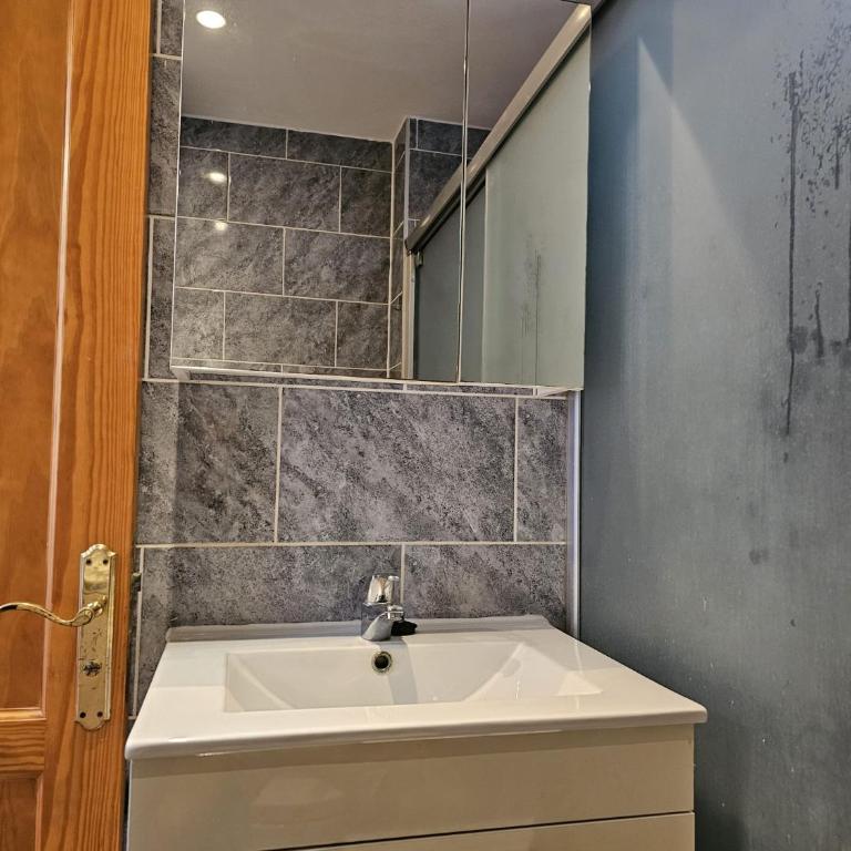 Barbados Tirajana Two Bedroom Apartment - Two-Bedroom Apartment - 27