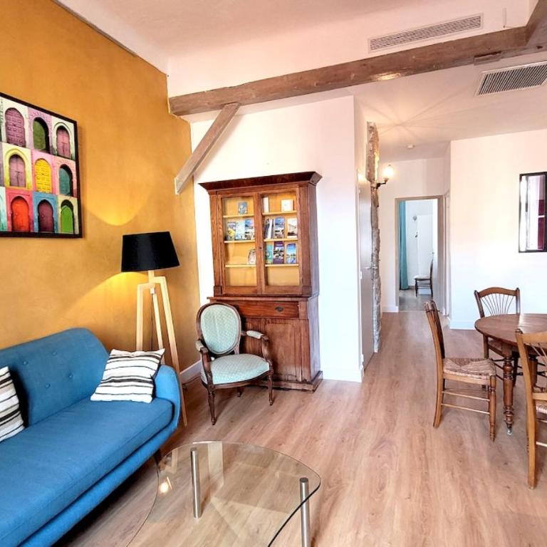 ZePerfectPlace - Vieux Nice Garibaldi 3 chambres - Three-Bedroom Apartment- no lift-3rd floor - 34
