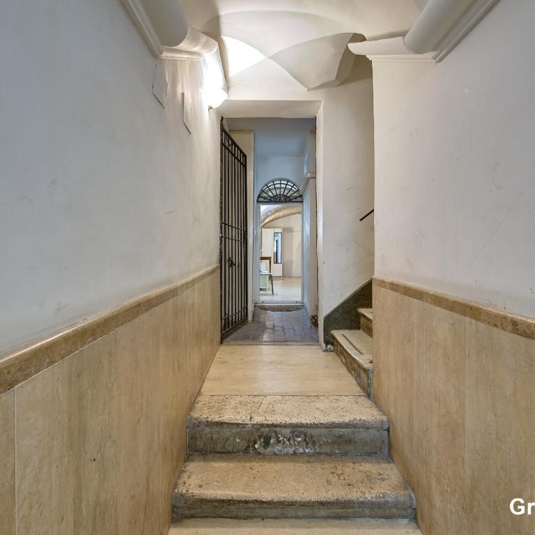 Casa a Monti - Appartamento con 1 Camera da Letto - Piano Terra - 28