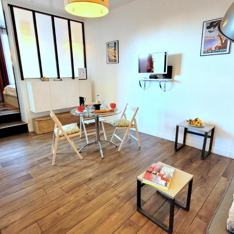 Ze Perfect Place - Ideal ! 2 Pièces Antiquaires, Port Garibaldi - Appartement Supérieur - 2