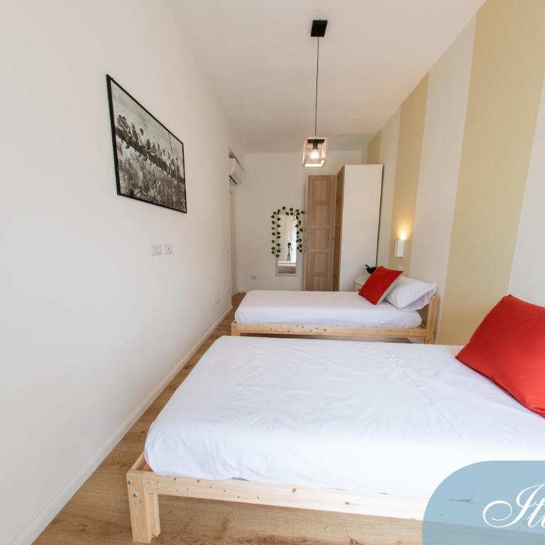 DOMUS DEIANAS - two comfortable apartments in Cagliari - Appartamento con 2 Camere da Letto e Balcone - 24