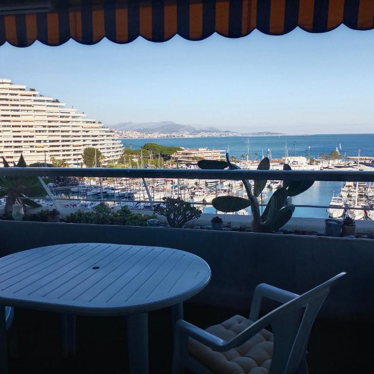 Grand studio vue mer à Marina Baie des Anges - Appartamento con Vista Mare - 7
