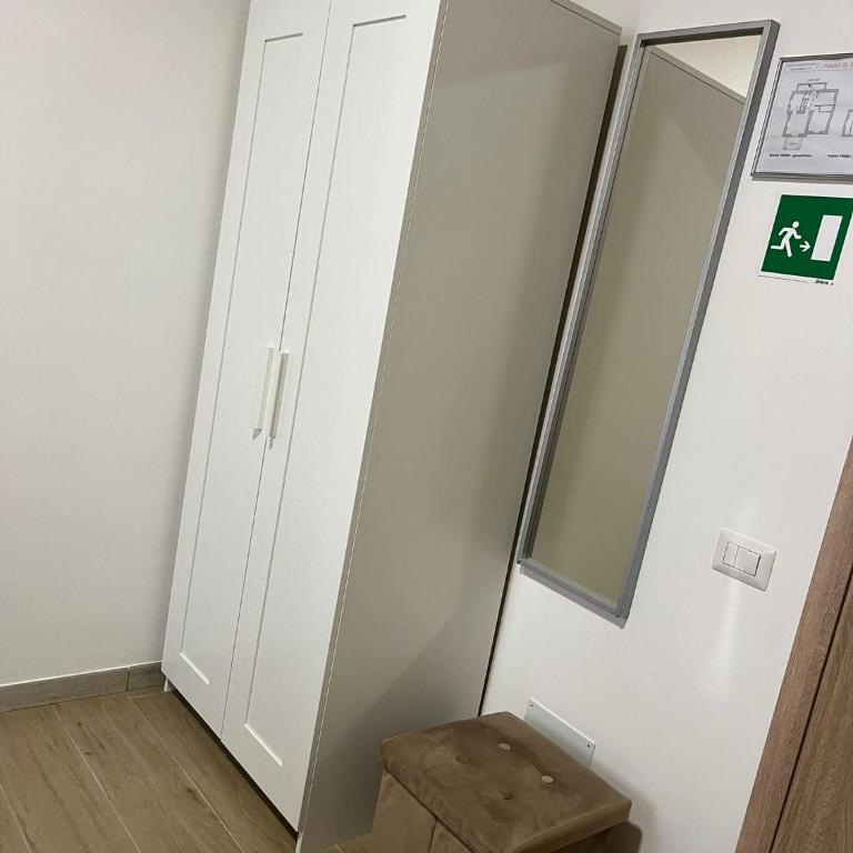 New House - Large Single Room - 5