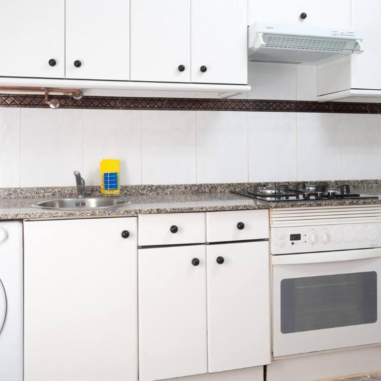 AVG Álvaro de Albornoz 19 - Apartamento de 3 dormitorios - 5