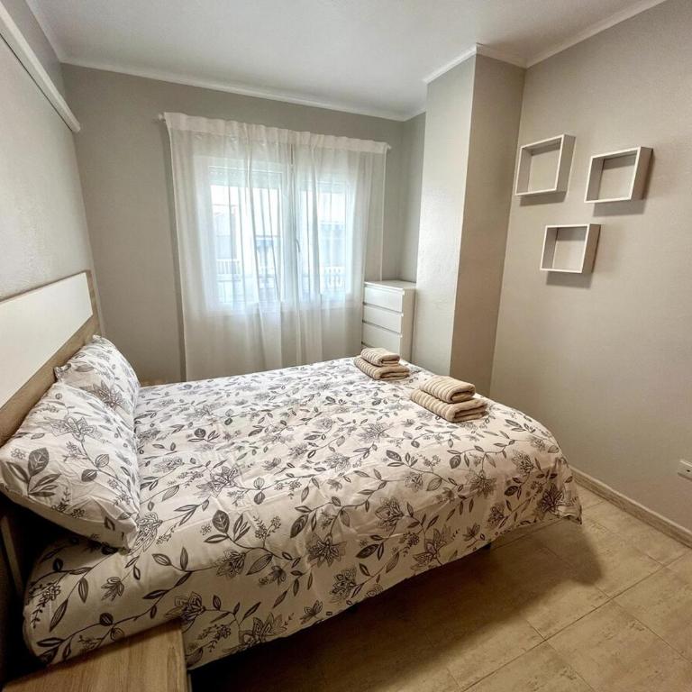 Ático Los Gases - Two-Bedroom Apartment - 10