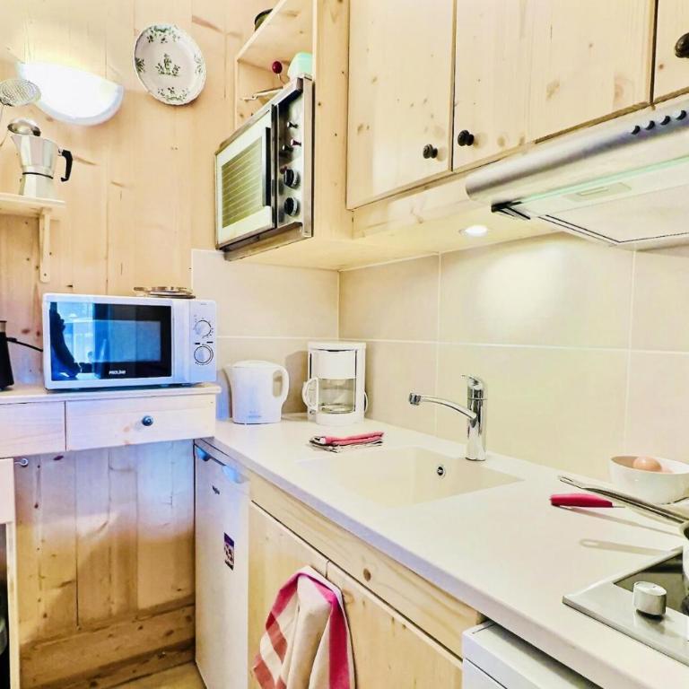 Le Chalet De La Tour - Appartement 2 pièces 6 personnes à Tignes proche des commerces, des pistes et de l'office de toursime dans le quartier des Almes MAE-1692 - Appartement - 6