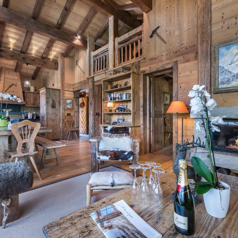 Chalet cosy pour 10 adultes & 2 enfants à Courchevel avec espace bien-être - FR-1-562-20 - Chalet (12 Adultes) - 1