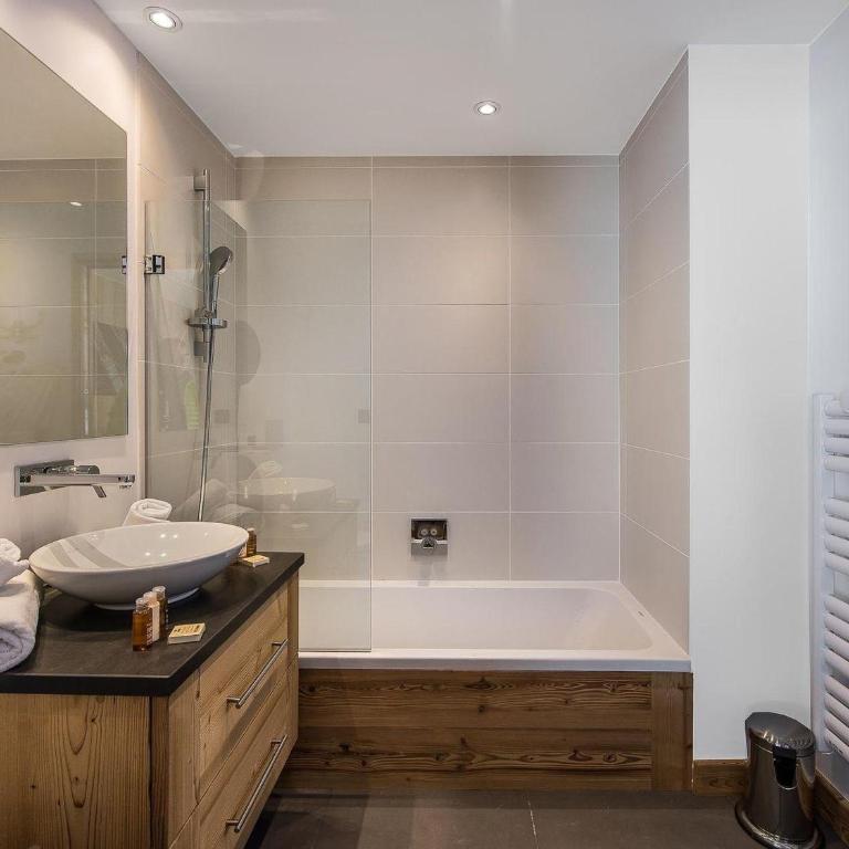 Chalet familial 5* avec jacuzzi et sauna à Courchevel - FR-1-562-11 - Chalet (10 Erwachsene) - 5