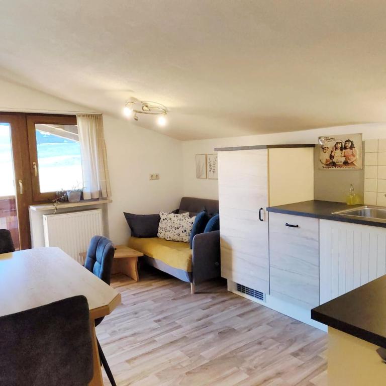 Gästehaus Midi - Apartment mit 1 Schlafzimmer und Balkon - 5