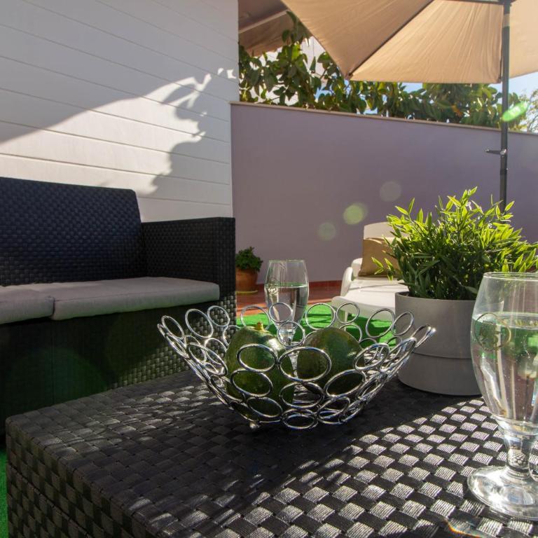 SpainKarmaSun - Three-Bedroom Apartment - 3