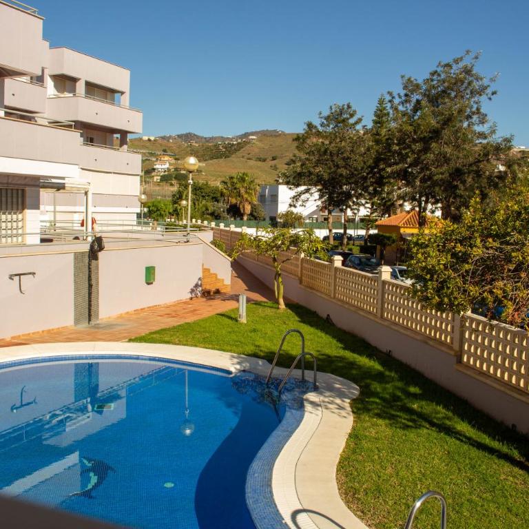 SpainKarmaSun - Three-Bedroom Apartment - 30