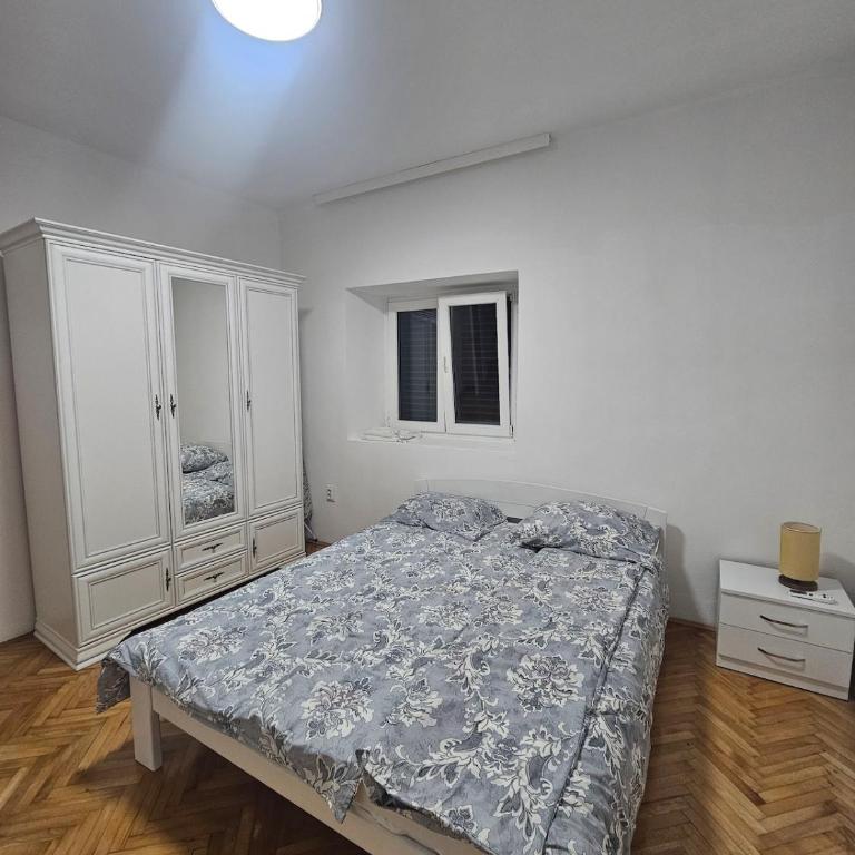 Apartment in the city center - Apartman sa 2 Spavaće Sobe - 9