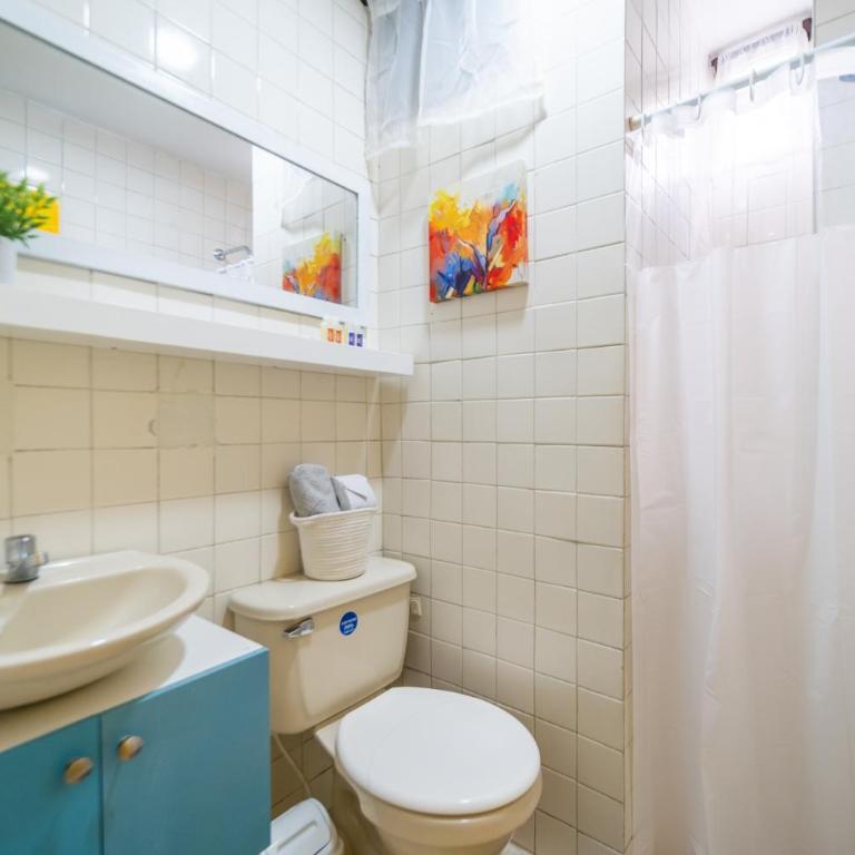 Apartamentos cómodos en el centro histórico de Santa Marta - Three-Bedroom Apartment - 26