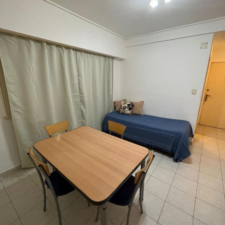 Hermoso departamento zona Guemes-Aldrey - Apartamento de 2 dormitorios - 6