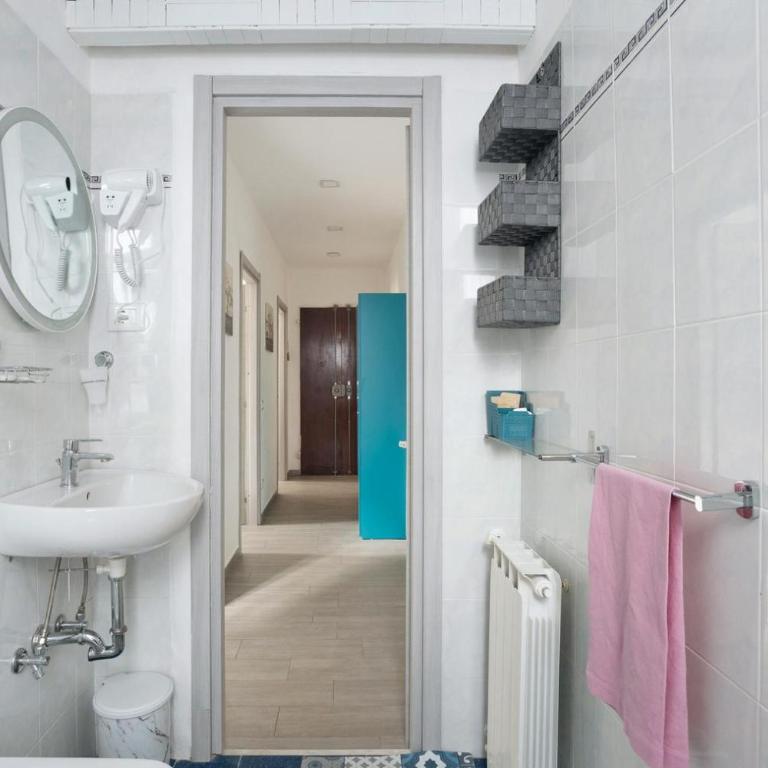 George House Golfo dei Poeti 5 Terre - Two-Bedroom Standard Apartment - 15