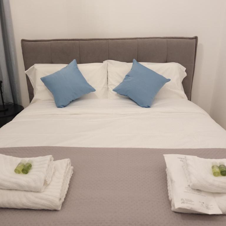 Grandma's Home - Three-Bedroom Apartment - 13