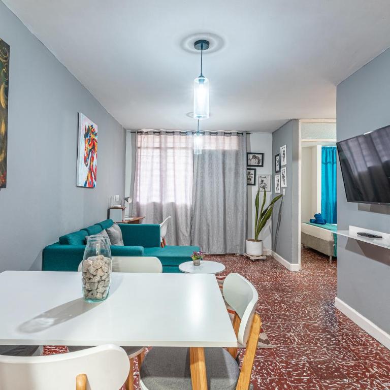 Apartamentos cómodos en el centro histórico de Santa Marta - Two-Bedroom Apartment - 8