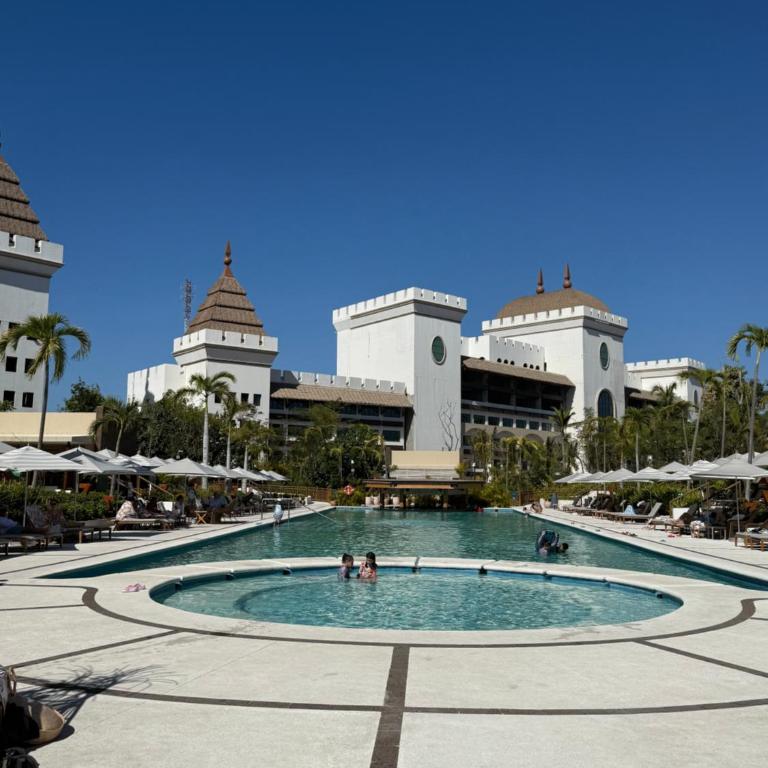 Luxurious 2-Bedroom Condo - Apartamento de 2 dormitorios - 5