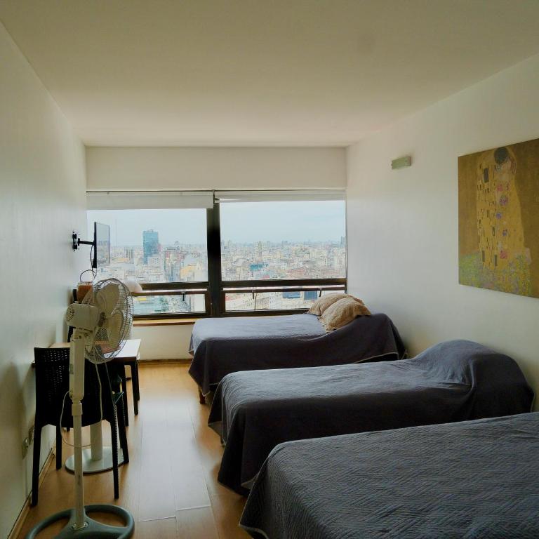 Que mejor vista del Obelisco piso a la calle Corrientes - Apartamento de 1 dormitorio - 40