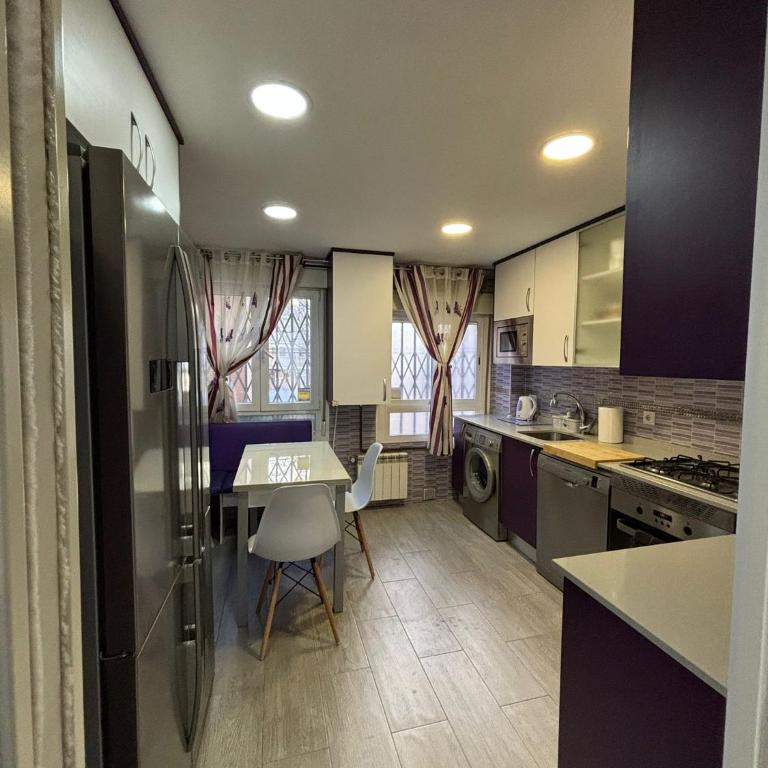 Hermoso piso en Madrid SANTA ESCOLÁSTICA - Two-Bedroom Apartment - 11
