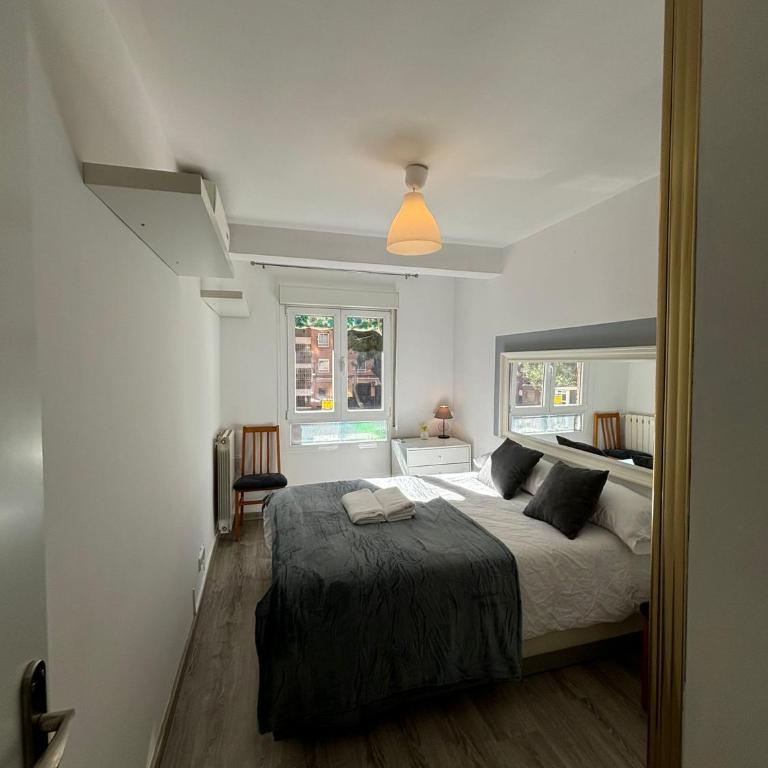 Hermoso piso en Madrid SANTA ESCOLÁSTICA - Two-Bedroom Apartment - 13