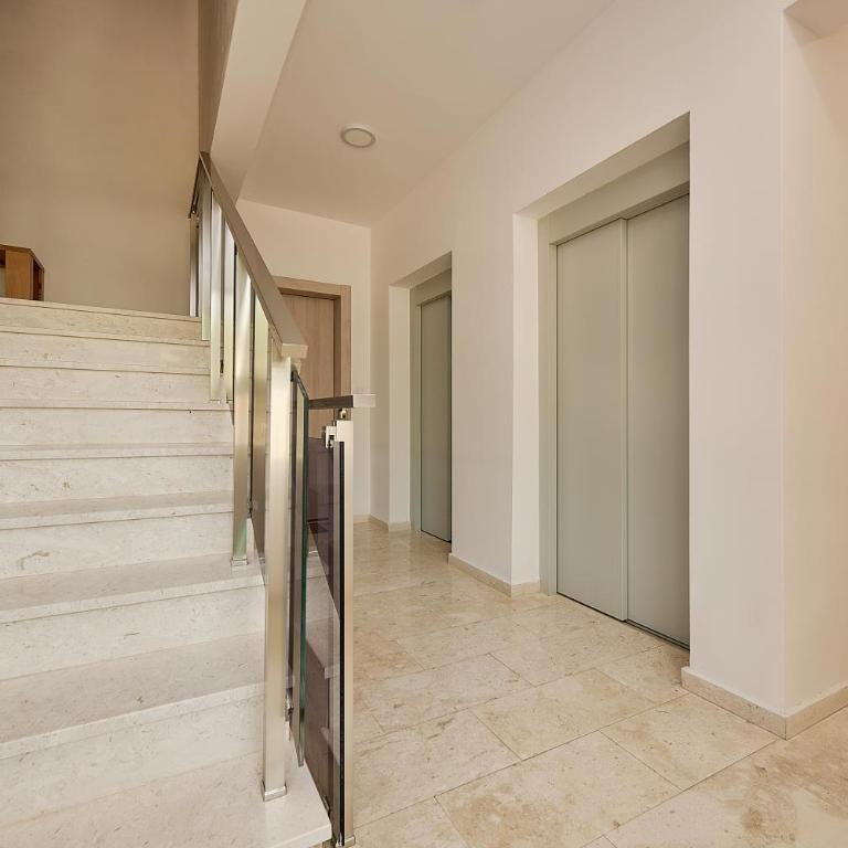 TERRA Modern Designer Apartment just 4 Minutes from the Beach - Apartman sa 2 Spavaće Sobe - 28