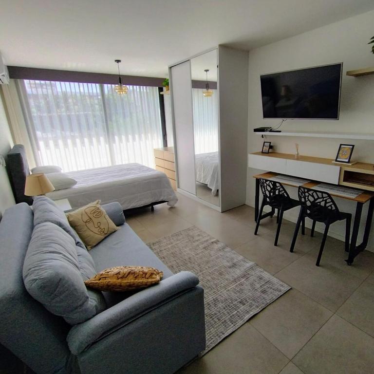 A Unique Stay in a Unique Neighborhood - One-Bedroom Apartment - 21