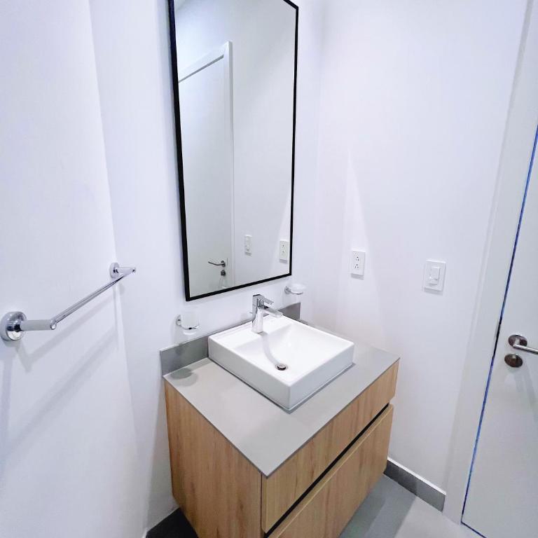 Minimalist Suite in the Tallest Building IQON - Apartamento de 1 dormitorio - 11