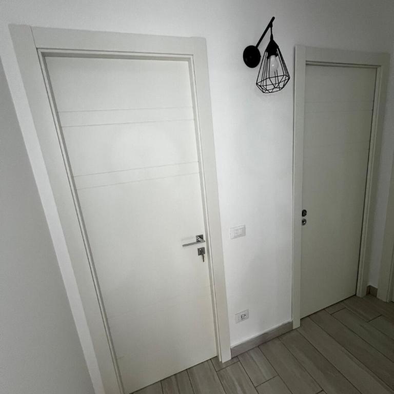 Elegant & Spacious 2BR 2BA Unit with Private Patio - Familien-Apartment mit 2 Schlafzimmern - 28