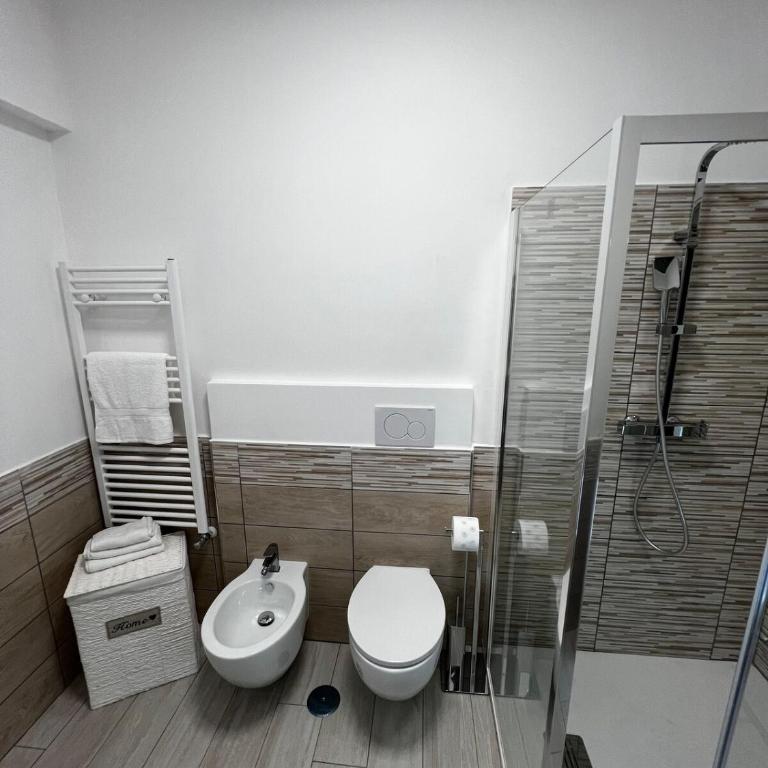 Elegant & Spacious 2BR 2BA Unit with Private Patio - Familien-Apartment mit 2 Schlafzimmern - 25