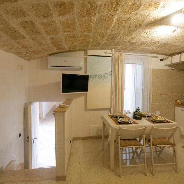 Pietralisa 33 - Charming Home in Monopoli Old Town - One-Bedroom Apartment - 8