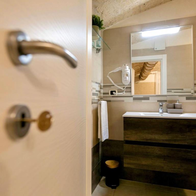 Pietralisa 33 - Charming Home in Monopoli Old Town - One-Bedroom Apartment - 20