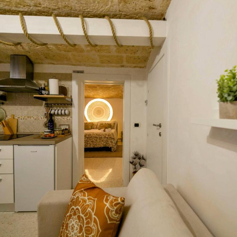 Pietralisa 33 - Charming Home in Monopoli Old Town - One-Bedroom Apartment - 18