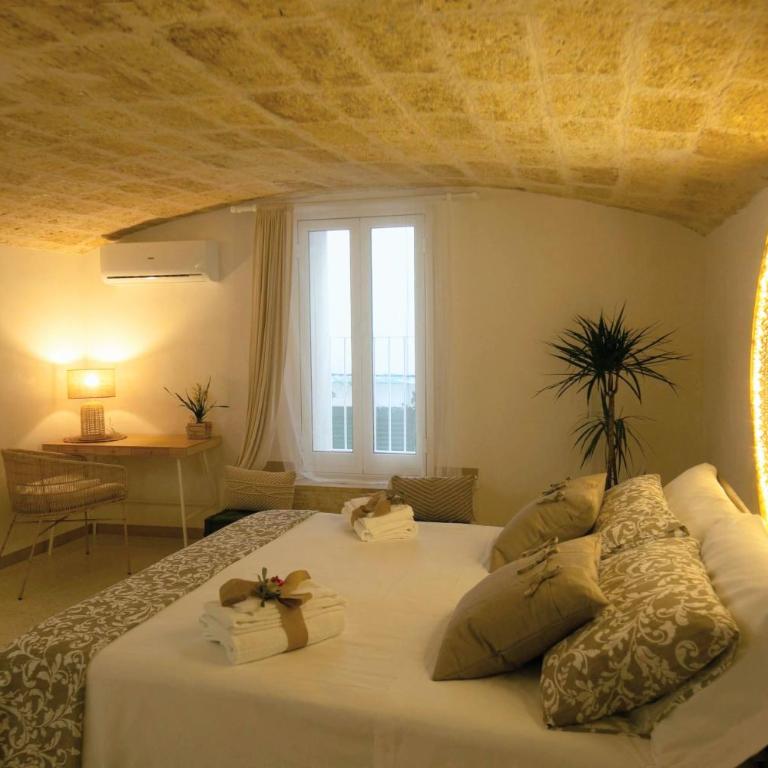 Pietralisa 33 - Charming Home in Monopoli Old Town - One-Bedroom Apartment - 17