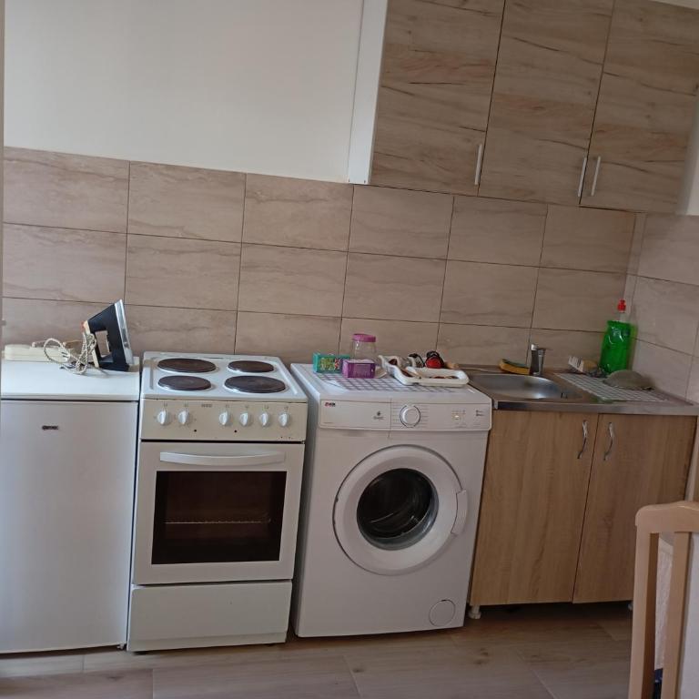 Nataly Apartment - Studio Apartment - 16