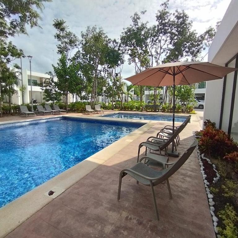 Comfortable house, common pool, Playa del Carmen - Three-Bedroom House - 10