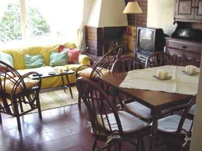 Casa tipo Dúplex en zona Golf de Pinamar, a 4 cuadras de la playa y 10 del Centro! Unidad A, De los Pingüinos y Sirenas - Casa de 3 dormitorios - 3