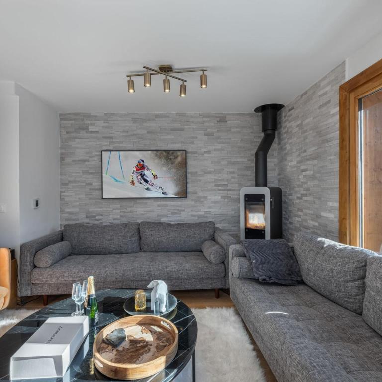 Chalet mitoyen 4 chambres à Courchevel Moriond - FR-1-563-104 - Chalet - 8