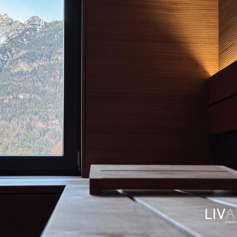 LIVALPIN Chalet - with private Sauna & Whirlpool - Three-Bedroom Chalet with Sauna, Whirlpool and Mountain View - 7