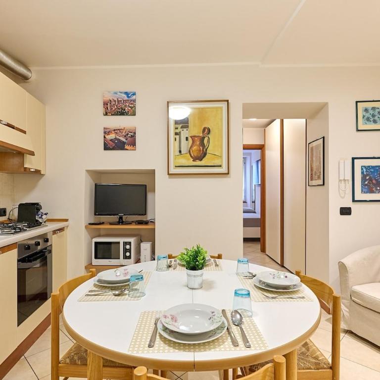 Suite Bergamo Centro-AC-Netflix - Appartamento con 1 Camera da Letto - 1