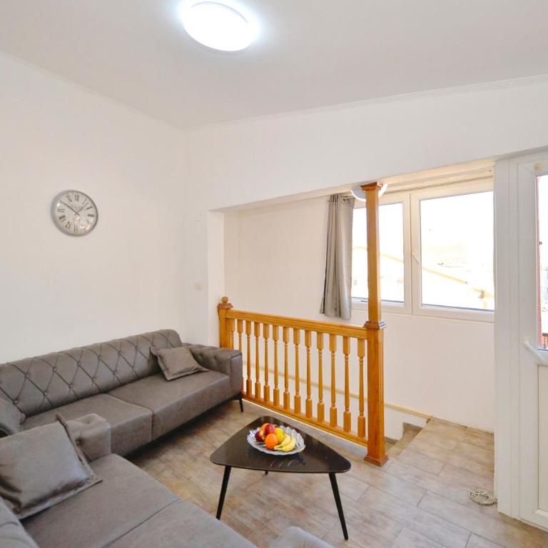 the Right Choice Apartment - Two-Bedroom House - 6