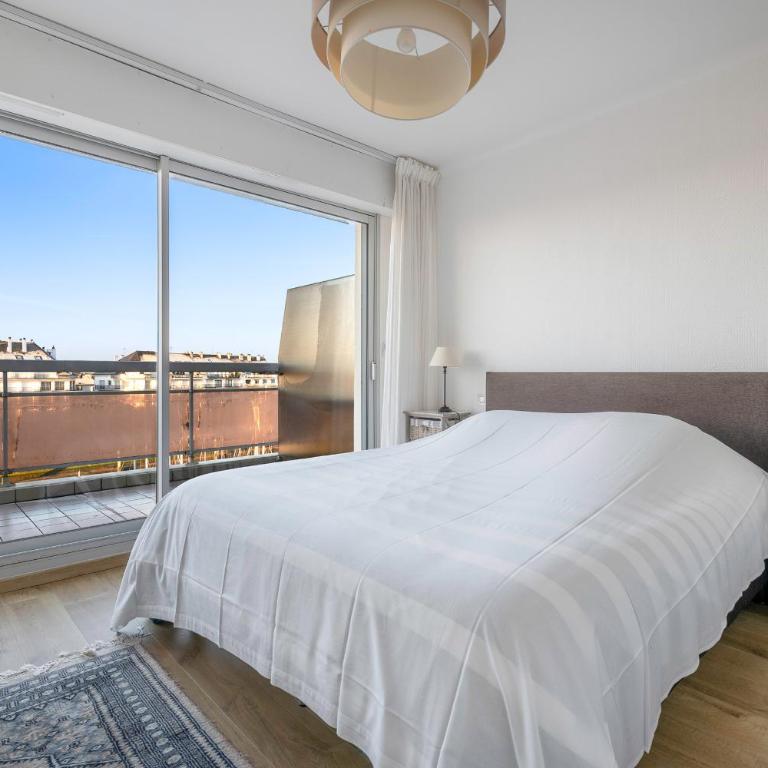 Appart pour 2 adultes et 1 enfant- Vue sur le Port - Apartment - 4