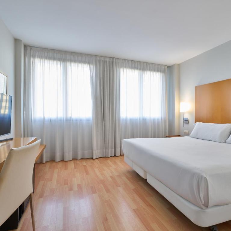 Catalonia Barcelona Beach - Double Room - 1